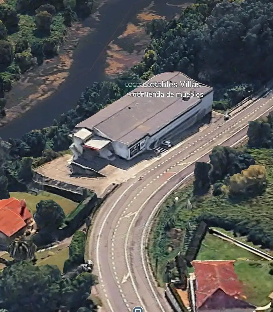Fabrikhallen zum Verkauf in Betanzos