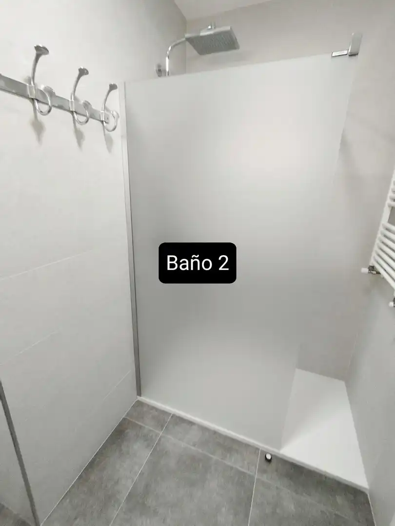 Baño de Piso para compartir en Murcia con Aire acondicionado, Terraza y Amueblado