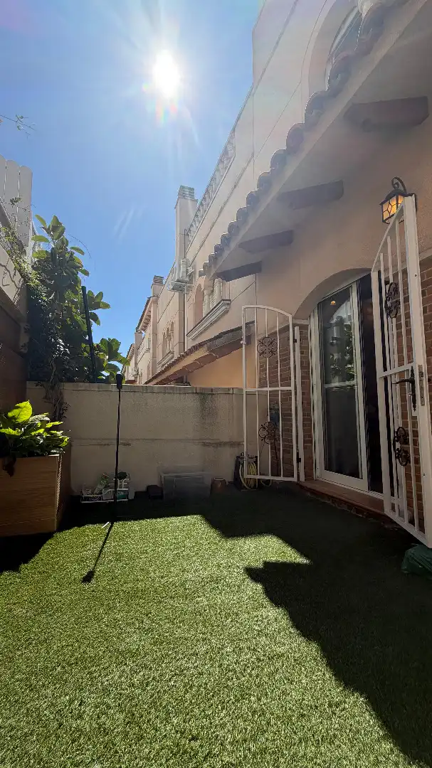 Jardín de Casa adosada en venta en El Vendrell con Calefacción, Jardín privado y Terraza
