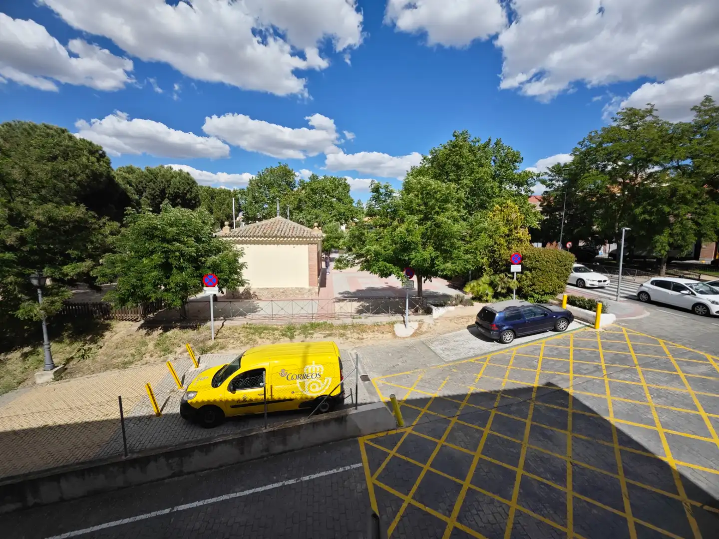 Parkplatz von Maisonette zum Verkauf in Arroyomolinos (Madrid) mit Klimaanlage, Heizung und Privatgarten