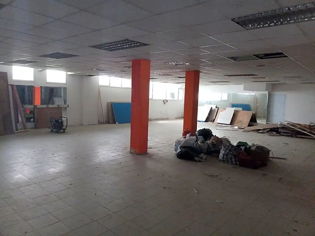 Local comercial en alquiler en Numancia - San Fernando, imagen 3
