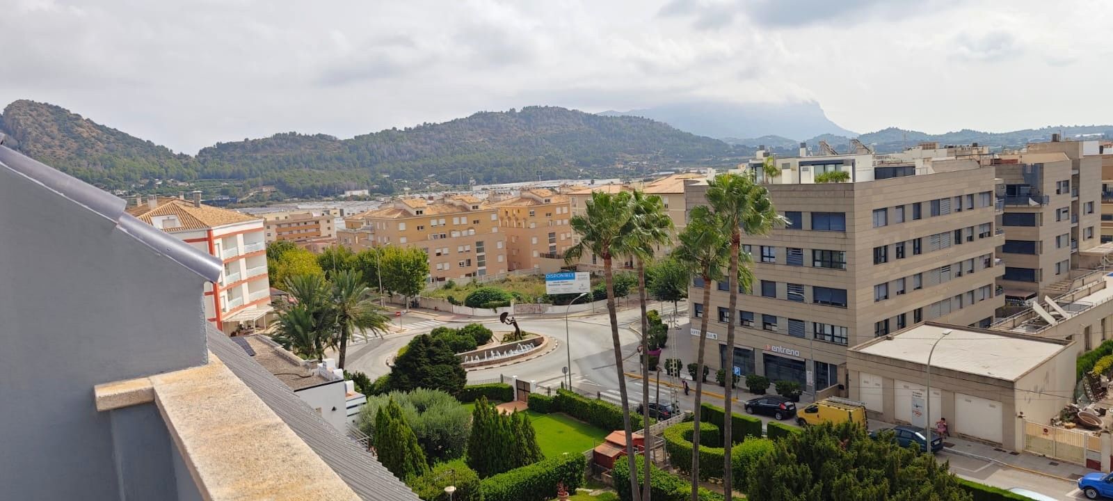 Vista exterior de Àtic en venda en Pedreguer amb Aire condicionat, Calefacció i Traster
