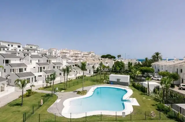 Apartment mit Terrasse zum Verkauf in Estepona Pueblo