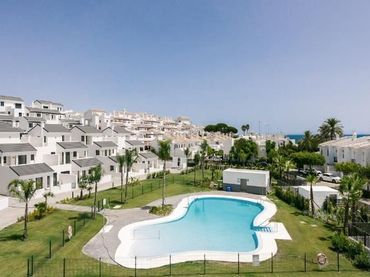 Appartement compact avec balcon à vendre à Estepona Pueblo