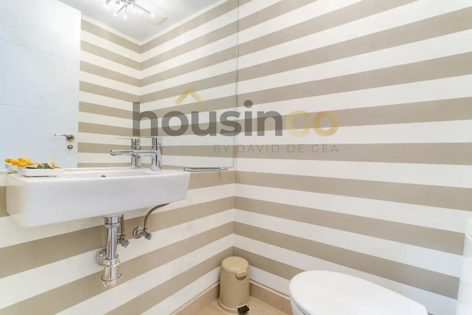 Baño de Piso en venta en Madrid con Aire acondicionado, Calefacción y Amueblado