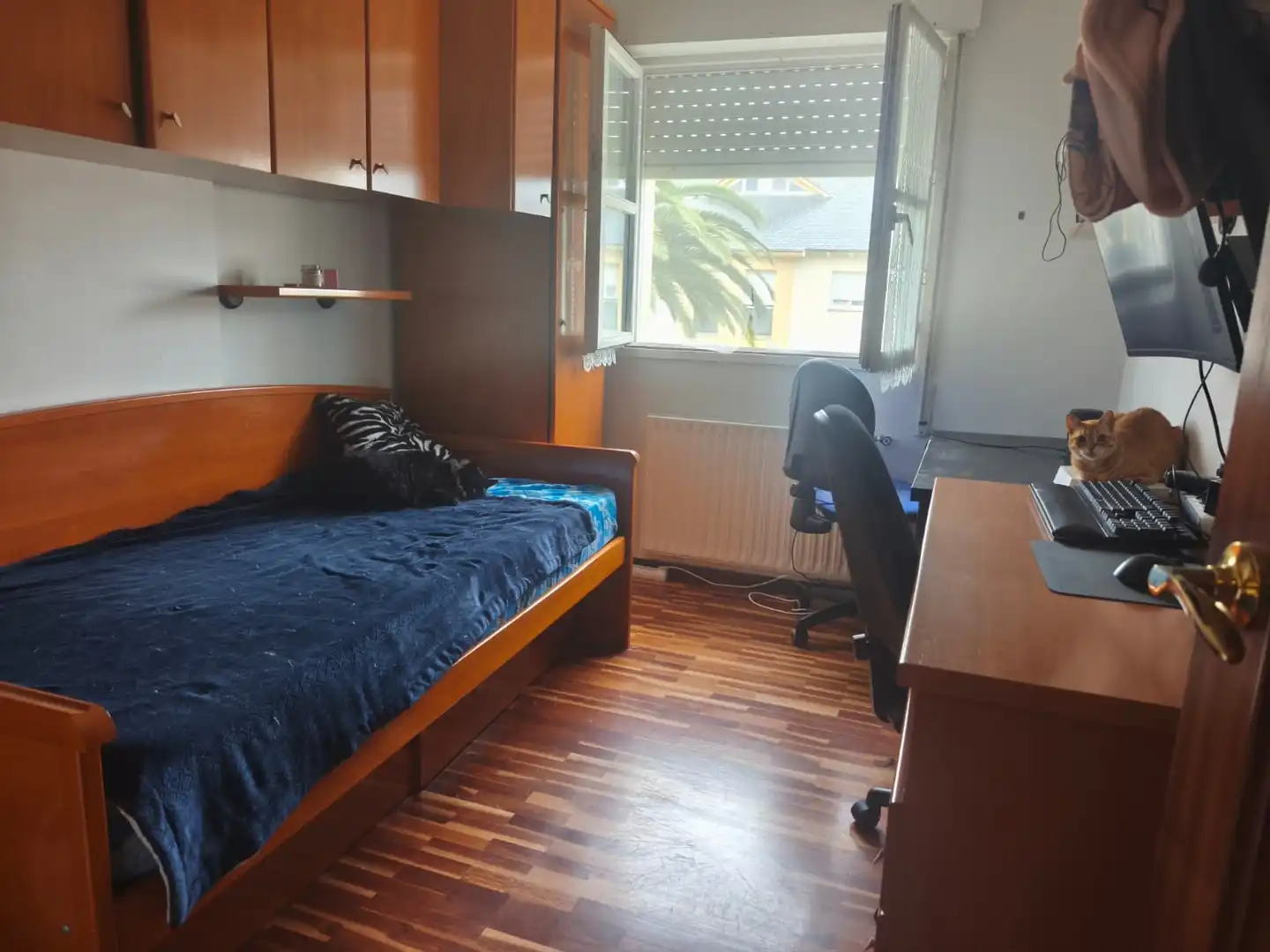 Schlafzimmer von Einfamilien-Reihenhaus zum Verkauf in Valdés - Luarca