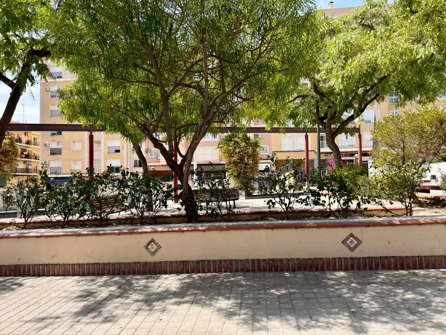 Vista exterior de Piso en venta en Elche / Elx con Aire acondicionado, Amueblado y Balcón