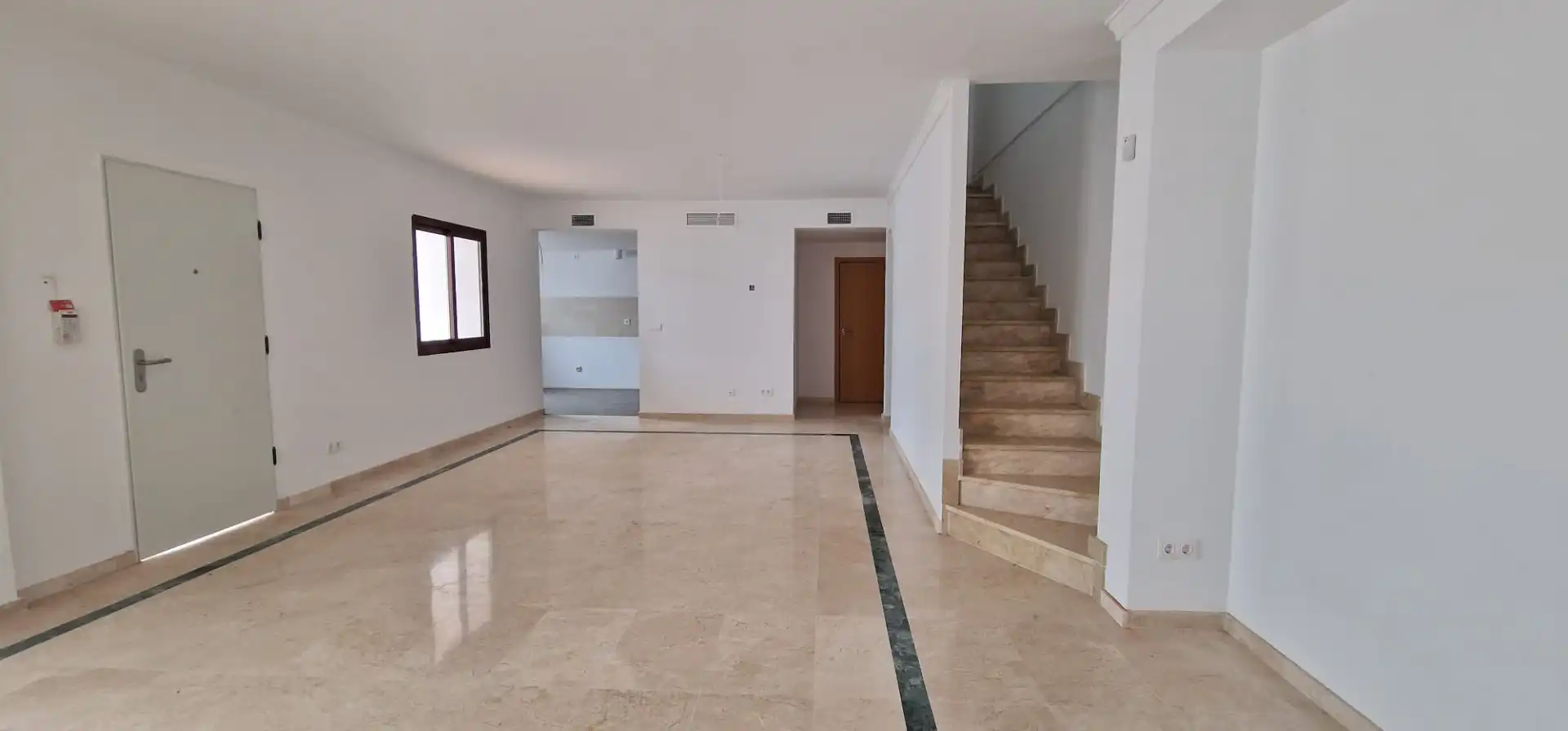Casa adosada en venta en Casares con Terraza y Trastero