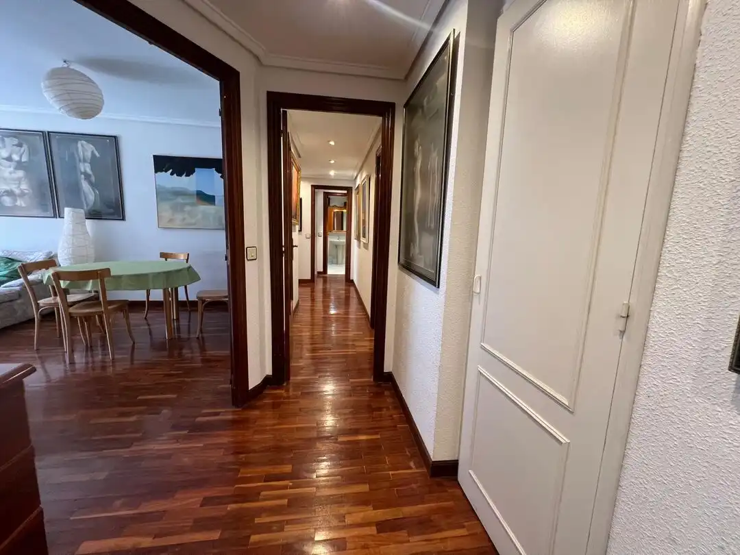 Wohnung zum Verkauf in Vitoria - Gasteiz mit Heizung, Abstellraum und Möbliert