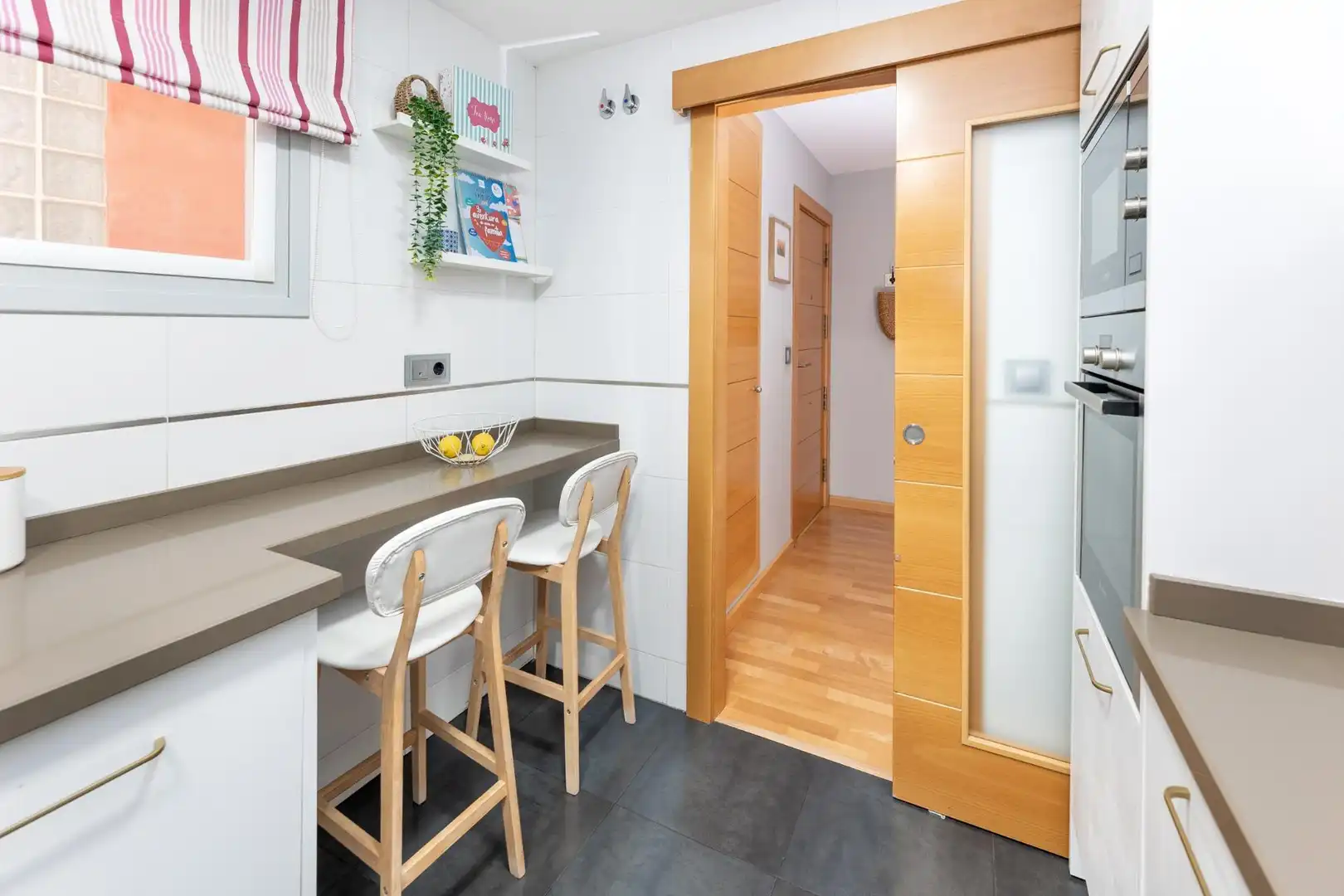 Kitchen of Flat for sale in Armilla