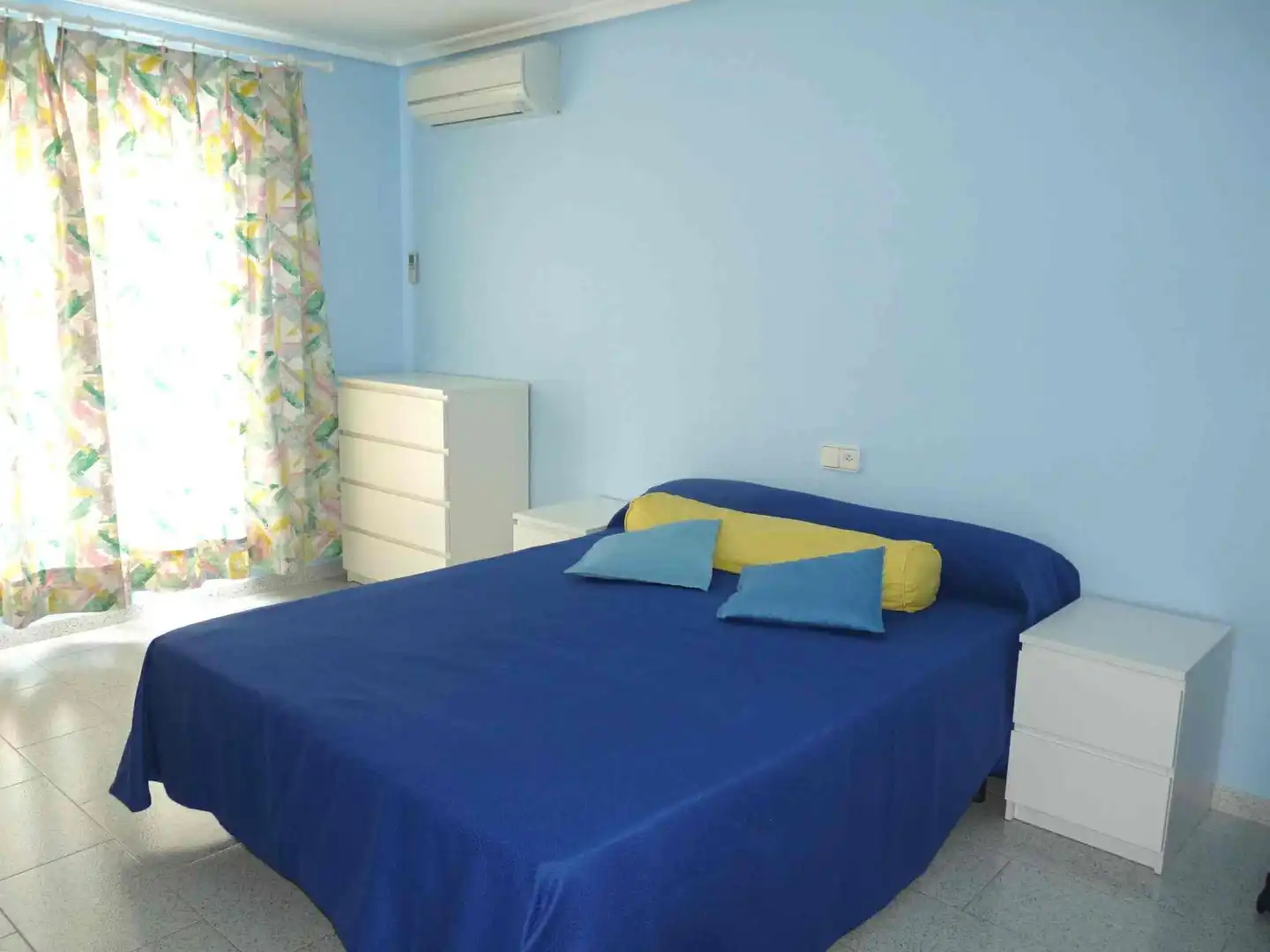 Dormitori de Casa o xalet de lloguer en Dénia amb Aire condicionat, Jardí privat i Terrassa