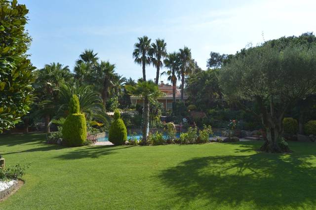 Casa-chalet en Venta en Mas Romeu