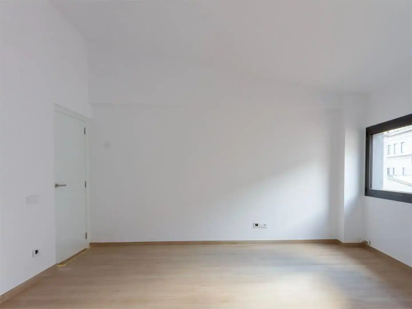 Habitación de Casa adosada en venta en Terrassa