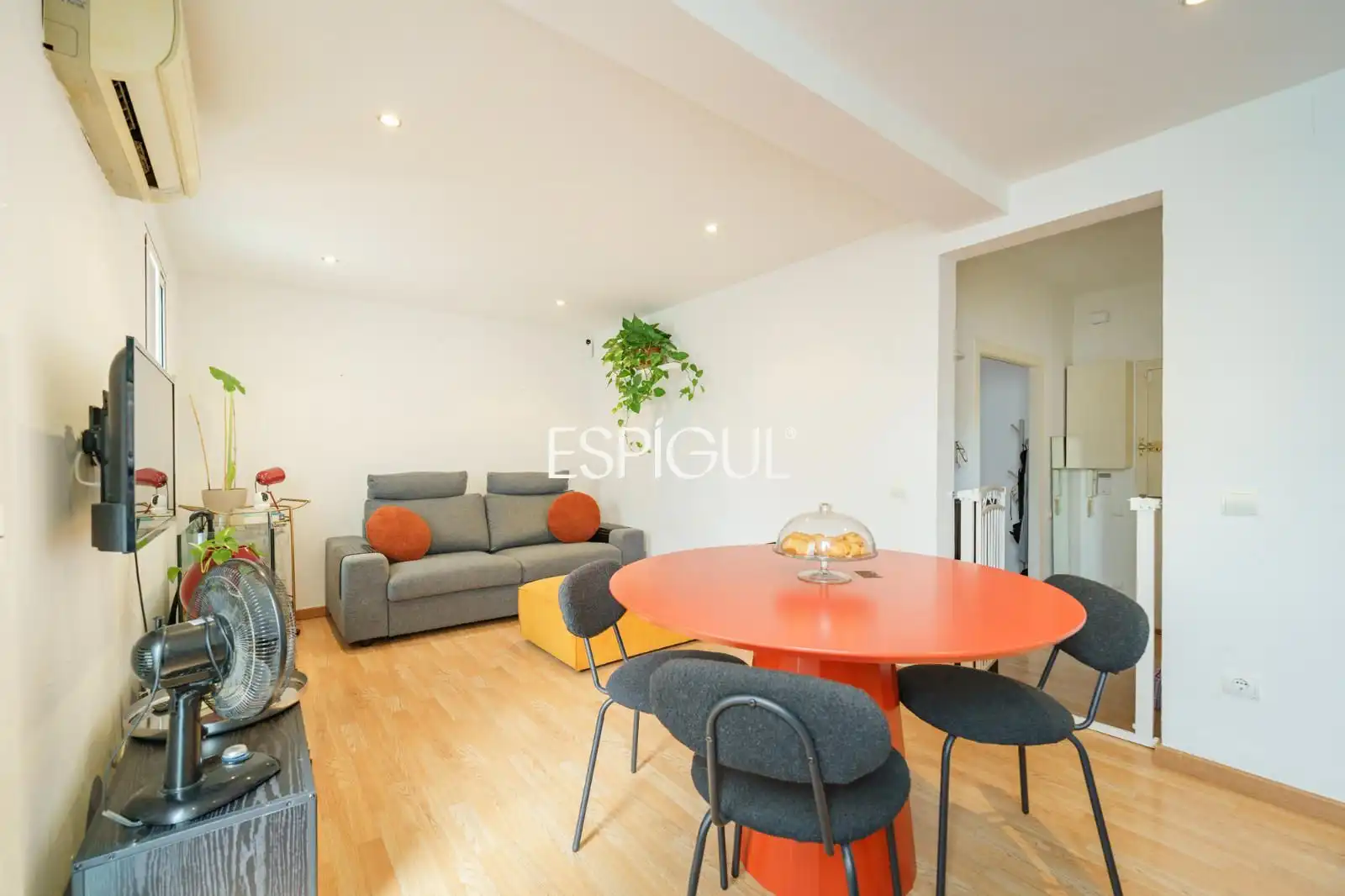 Wohnzimmer von Wohnung zur Miete in Sants - Montjuïc