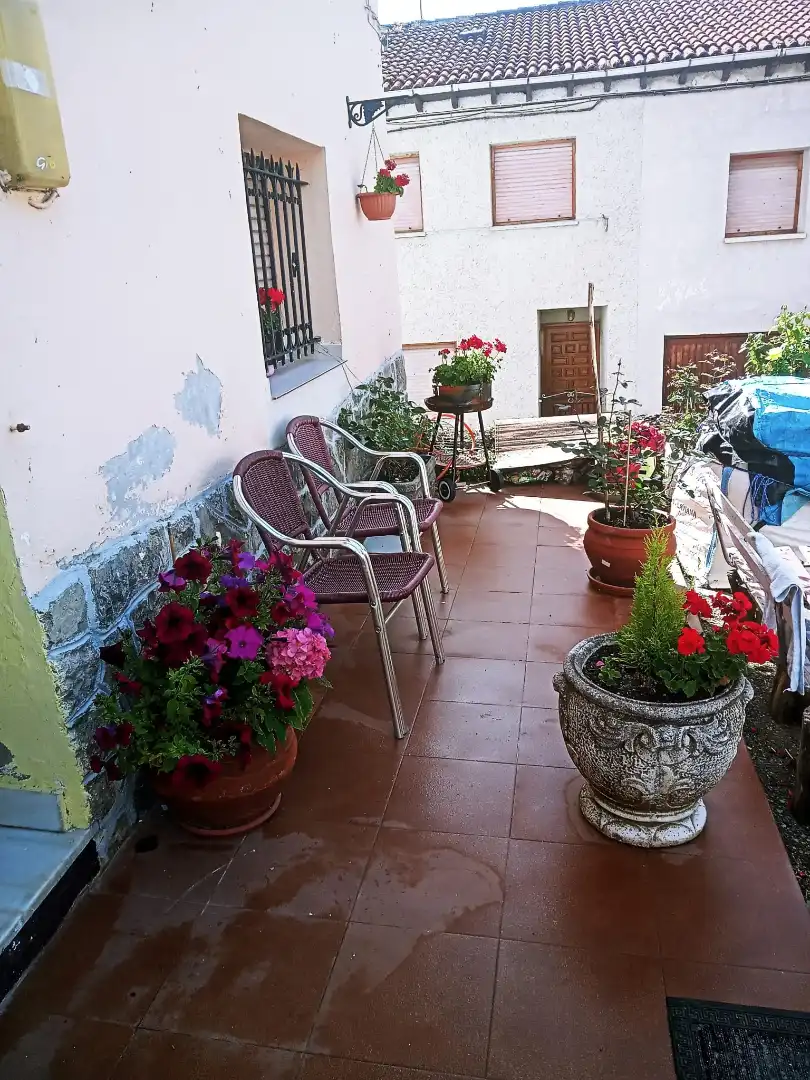 Terrassa de Casa adosada en venda en Caso amb Moblat