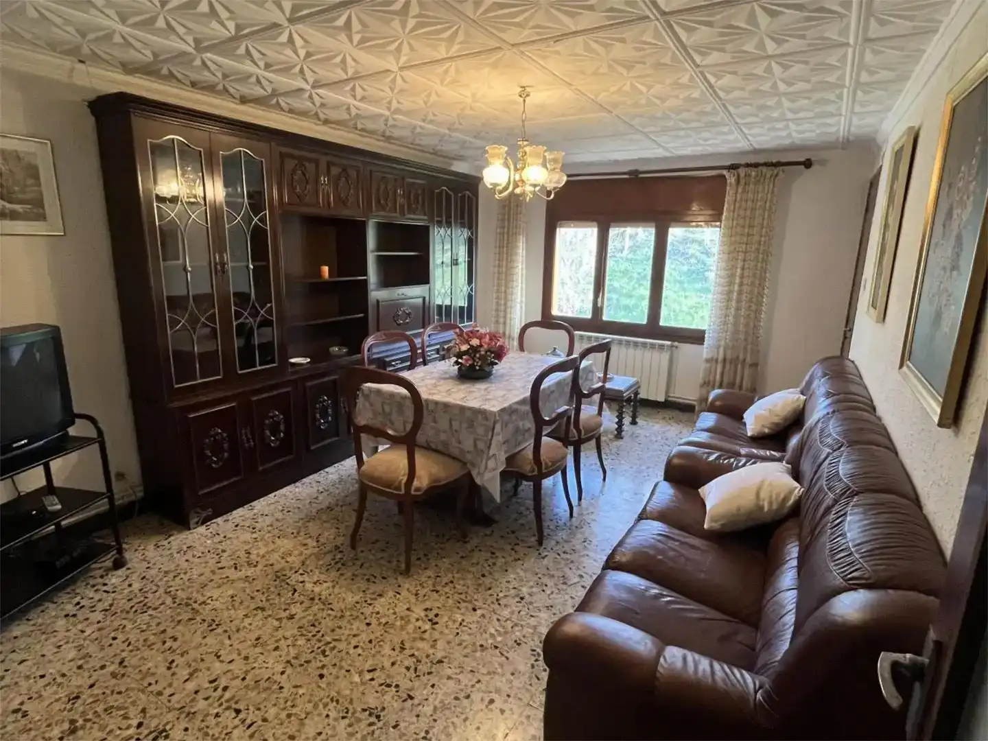 Comedor de Piso en venta en Benabarre con Amueblado y Balcón