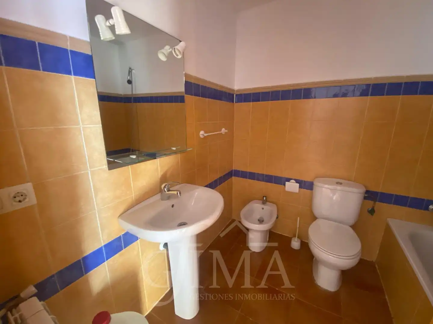 Baño de Casa adosada en venta en Malagón con Calefacción, Terraza y Trastero