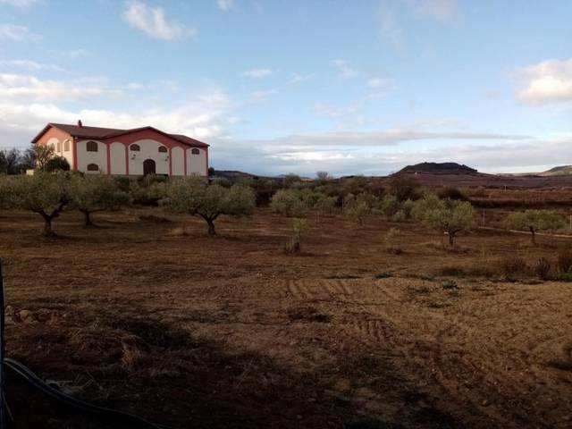 Nave industrial en Venta en Logroño - calle escobosa, 1 en El Cortijo