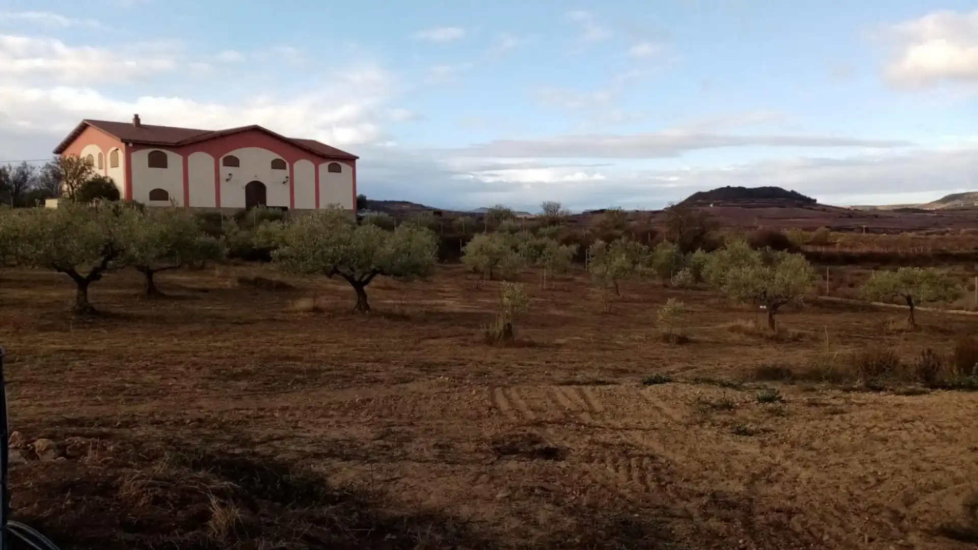 Nave industrial en venta en Logroño - calle escobosa, 1, El Cortijo