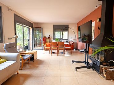 Chalet con jardín en venta en de la Urpina 23