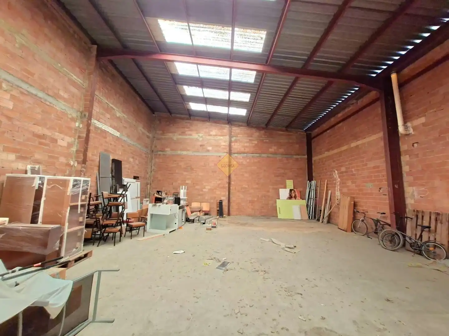 Nave industrielle à vendre à Moncada