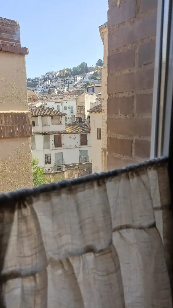 Exterior view of Flat for rent in Granada  with Air Conditioner, Terrace and Washing machine