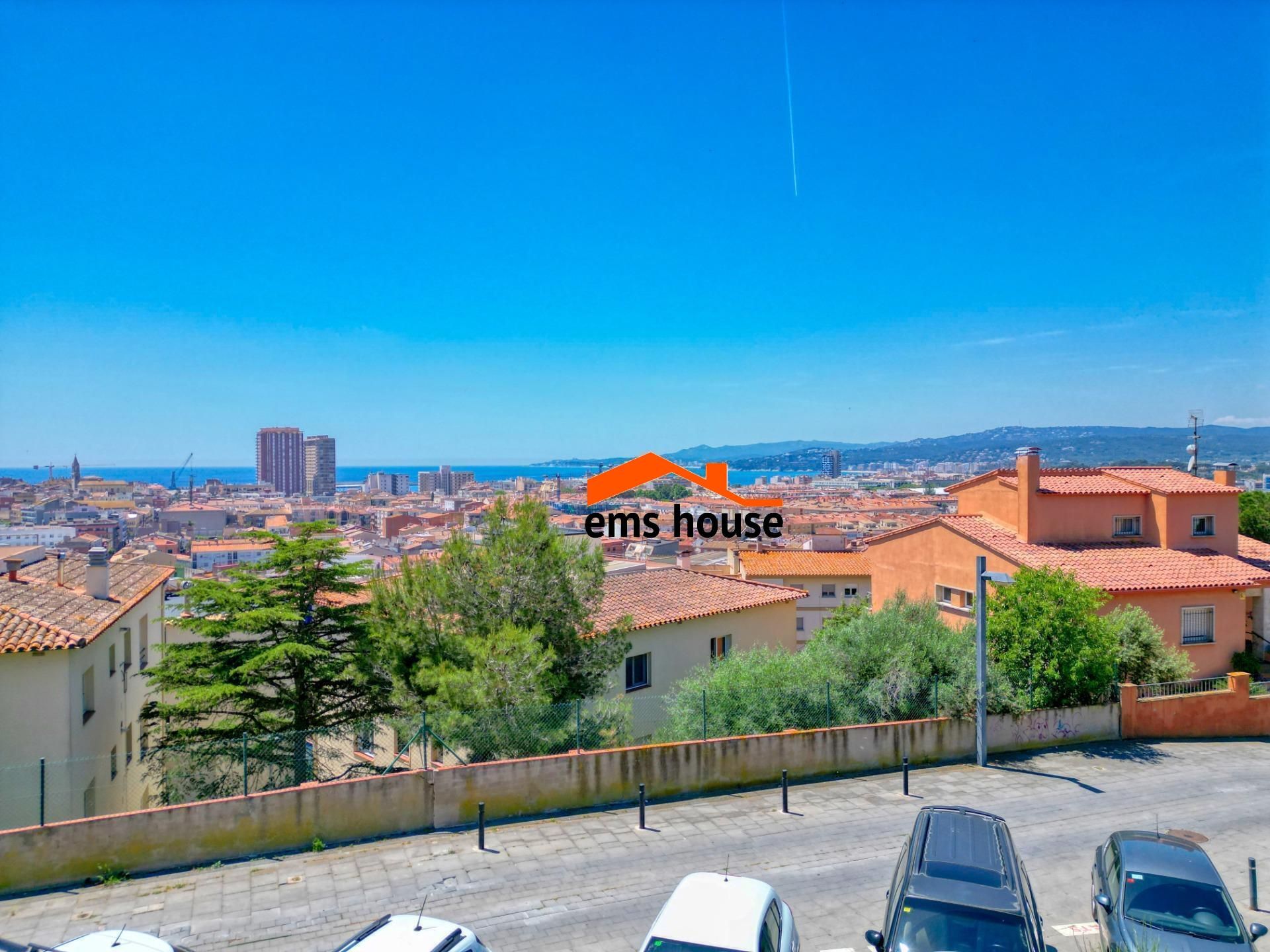 Vista exterior de Apartament en venda en Palamós amb Calefacció, Jardí privat i Terrassa