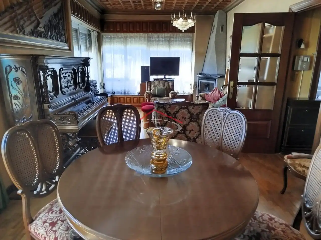 Casa con piscina en venta en Avenida Constitución, imagen 3