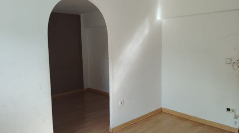 Foto 2 de Piso en venta en C/ Vía Carpetana, Los Cármenes, Madrid Capital