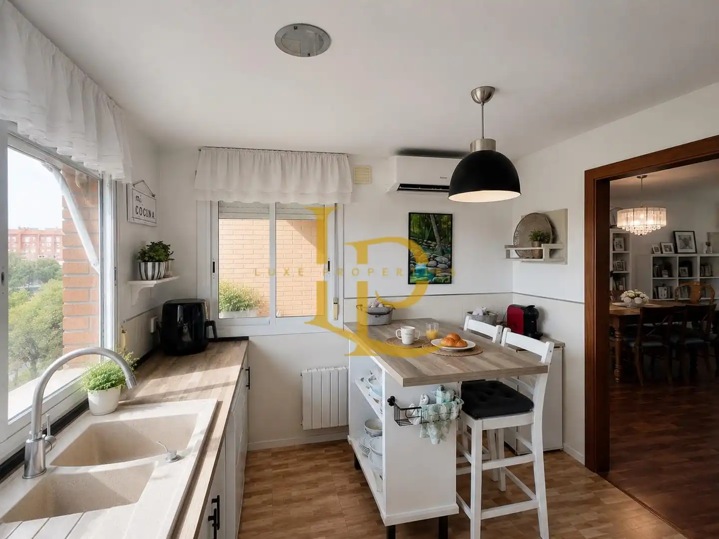 Cocina de Casa adosada en venta en Castellbisbal con Aire acondicionado, Calefacción y Jardín privado