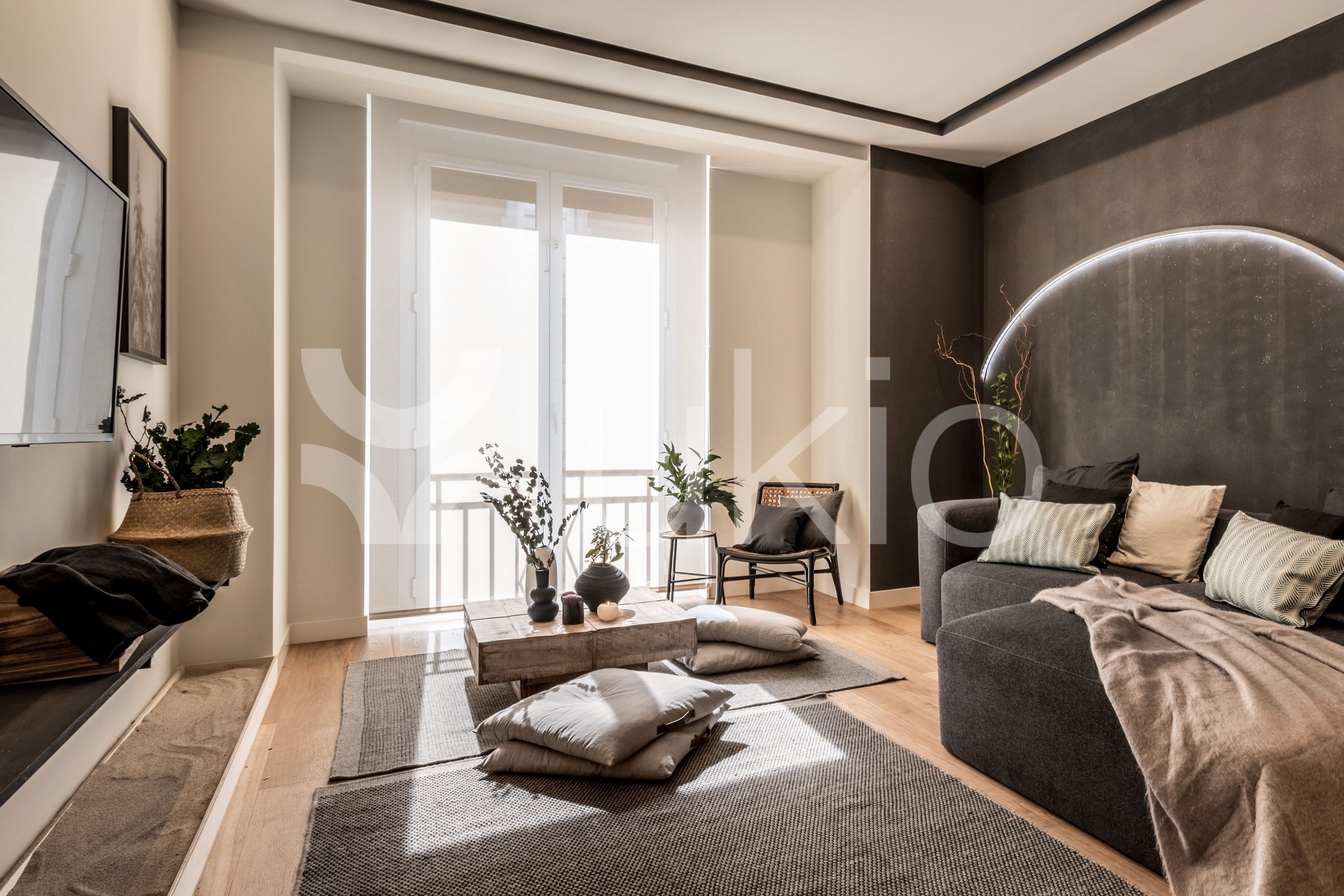 Sala d'estar de Apartament de lloguer en  Madrid Capital amb Aire condicionat, Calefacció i Moblat