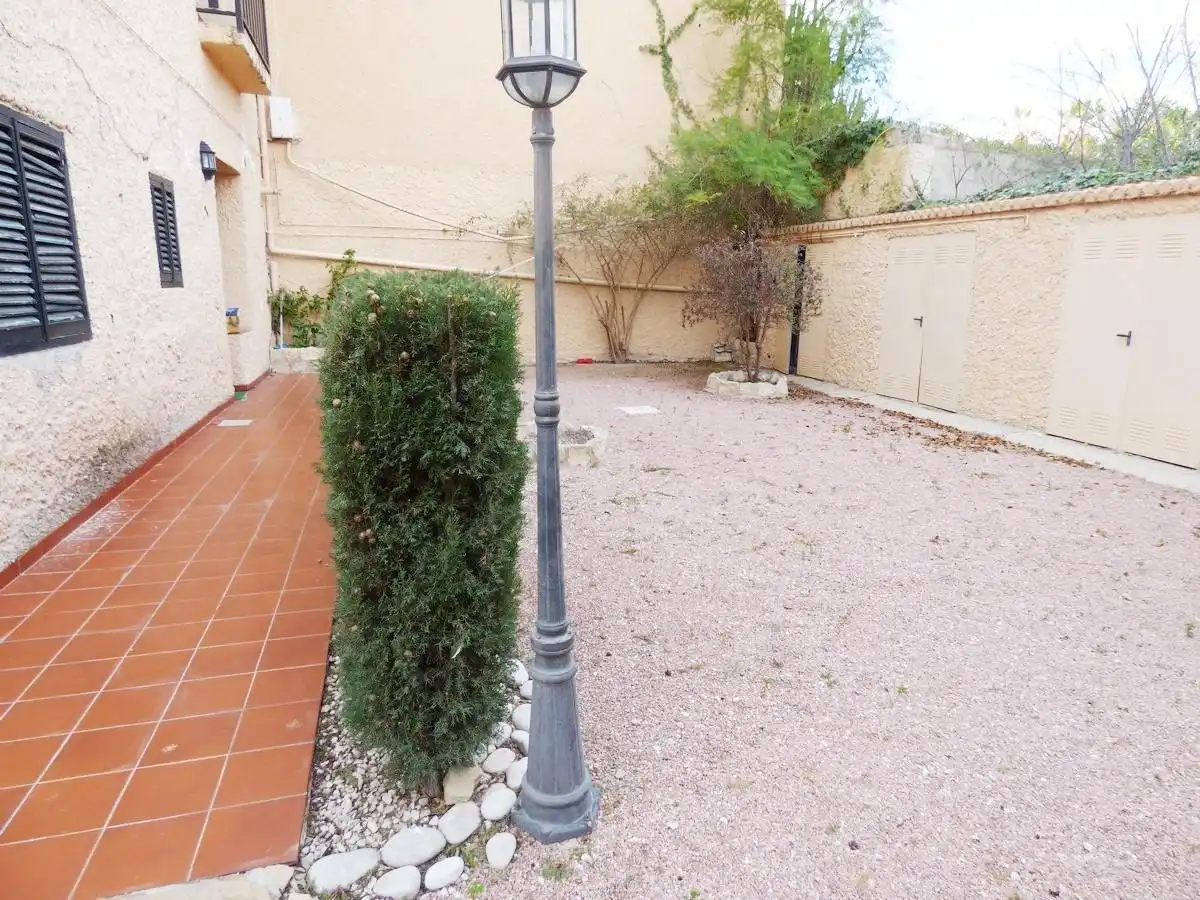 Planta baixa en venda a Calle Menorca \"FINCA CAPUCHO\", 15, Bellavista - Capiscol - Frank Espinós