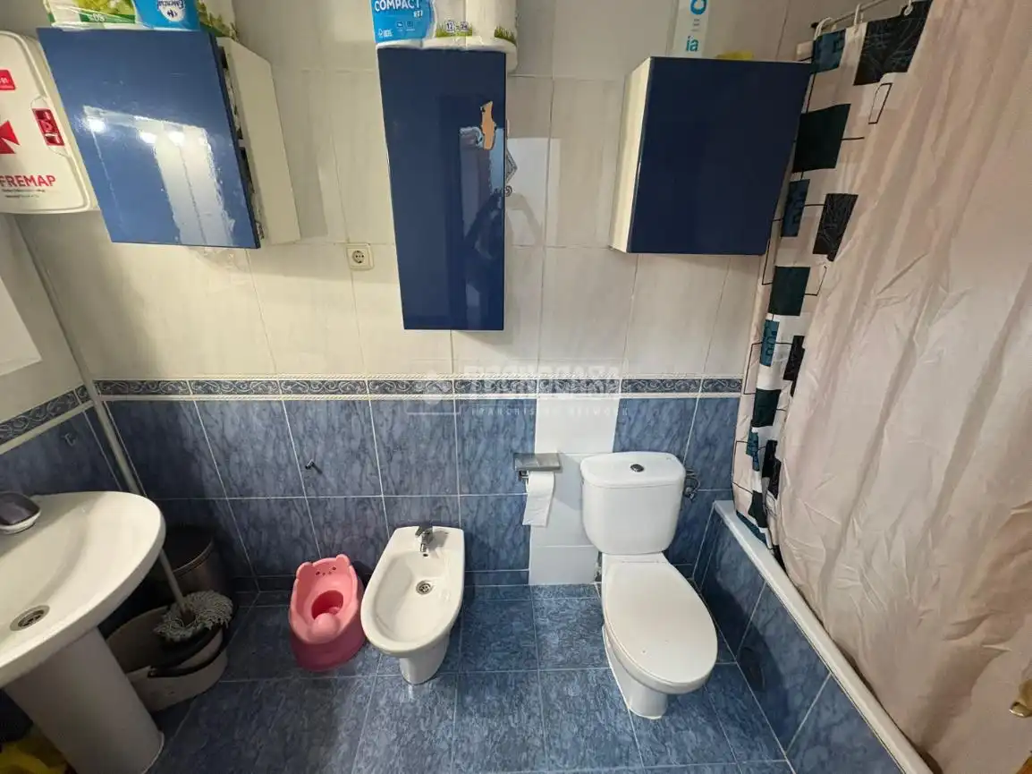 Bany de Pis en venda en Málaga amb Aire condicionat i Terrassa