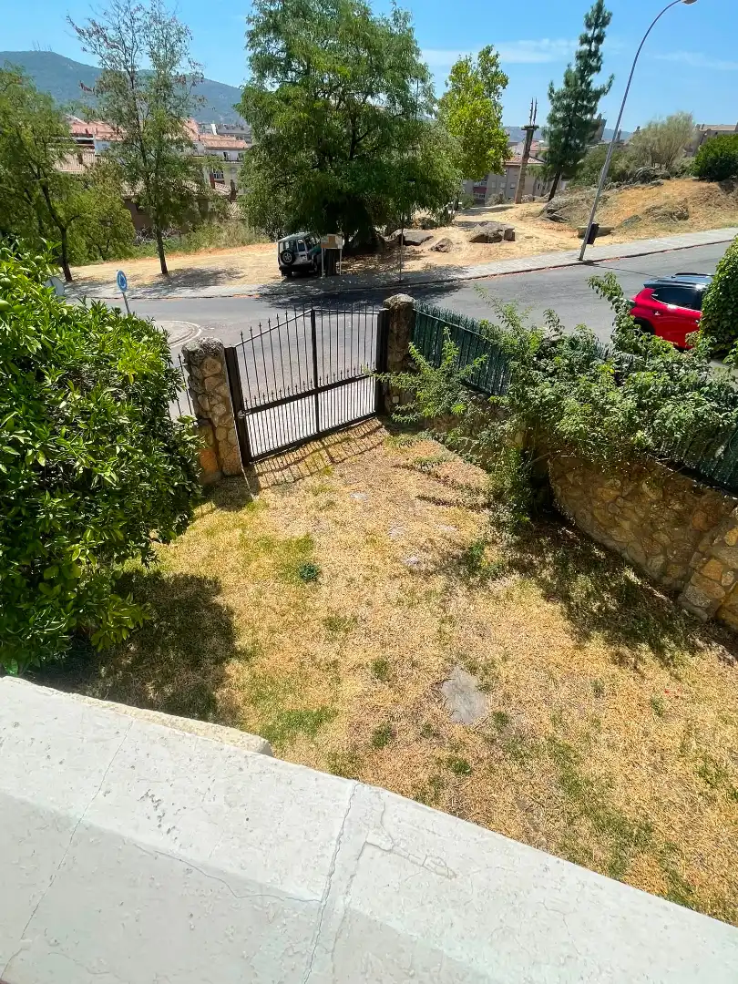 Casa o xalet en venda en Plasencia amb Aire condicionat, Calefacció i Jardí privat