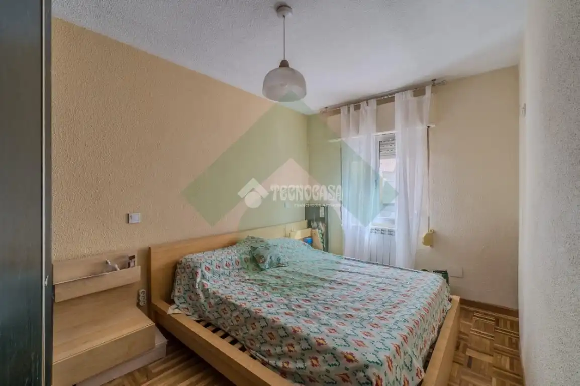 Bedroom of Flat for sale in Madrid  with Heating