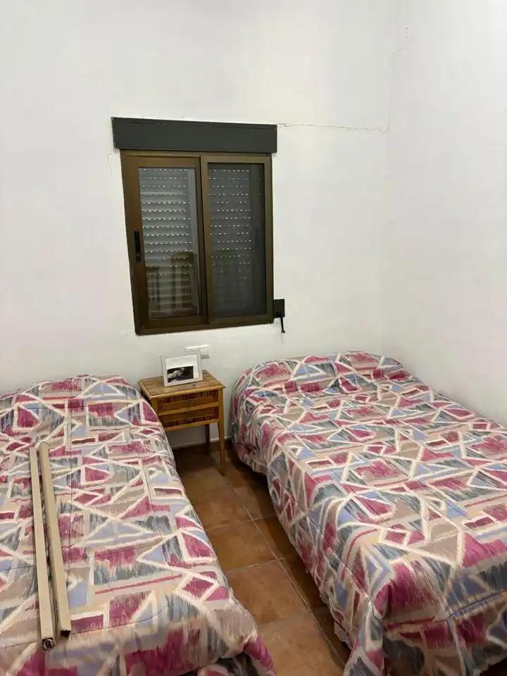 Dormitori de Finca rústica en venda en Buñol amb Jardí privat, Terrassa i Traster