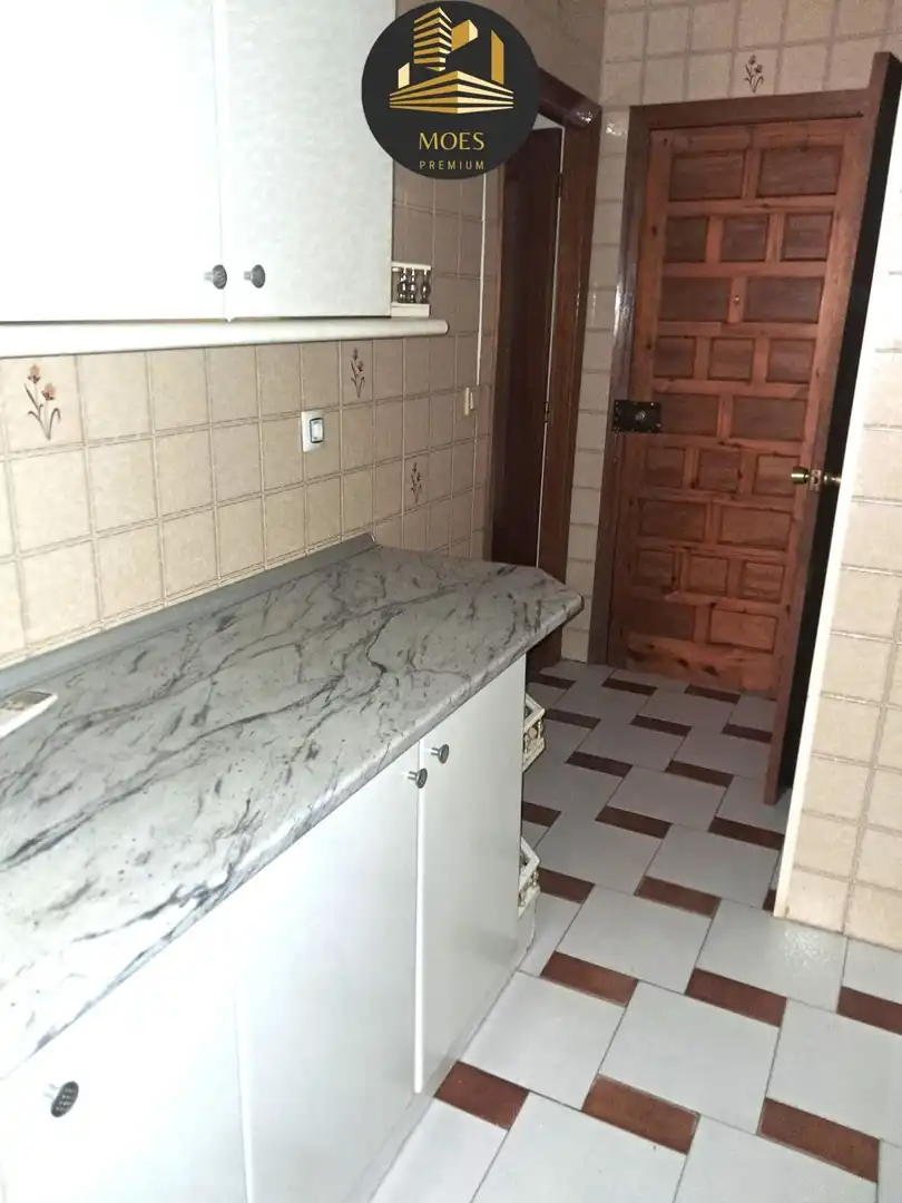 Piso con ascensor en venta en Linarejos, imagen 4