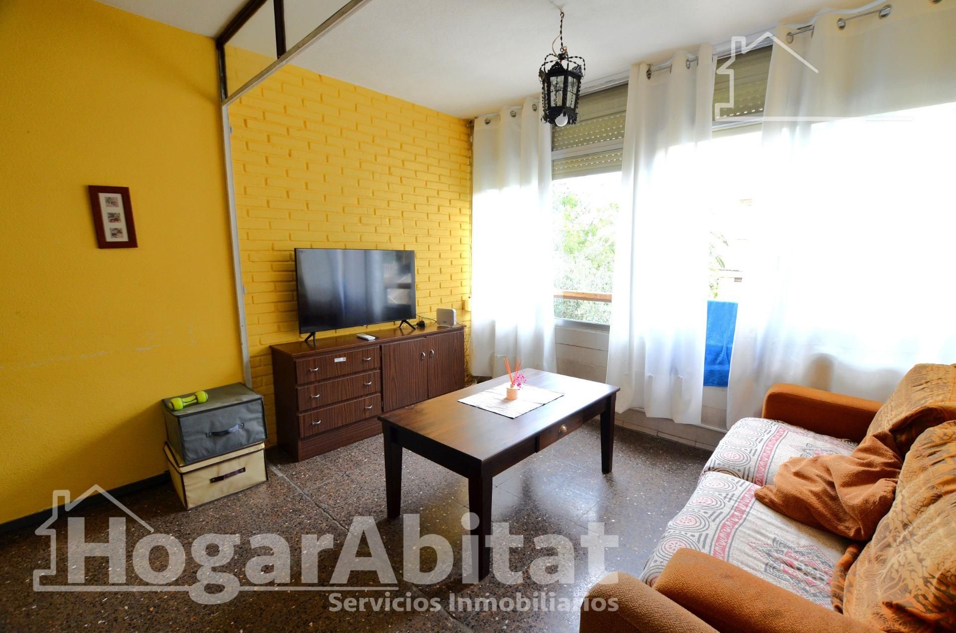 Sala de estar de Piso en venta en Alicante / Alacant con Aire acondicionado y Amueblado