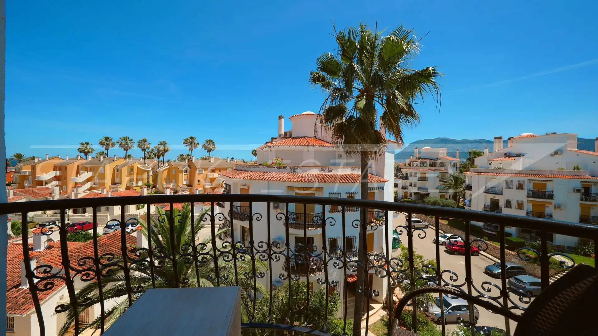 Vista exterior de Ático en venta en Dénia con Aire acondicionado, Jardín privado y Piscina