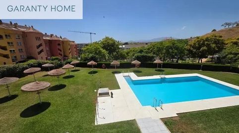 Foto 3 de Piso de alquiler en Los Pacos, Fuengirola