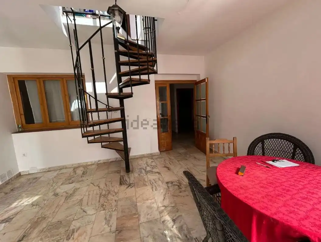 Casa o xalet en venda en Torralba de Calatrava amb Calefacció, Terrassa i Moblat