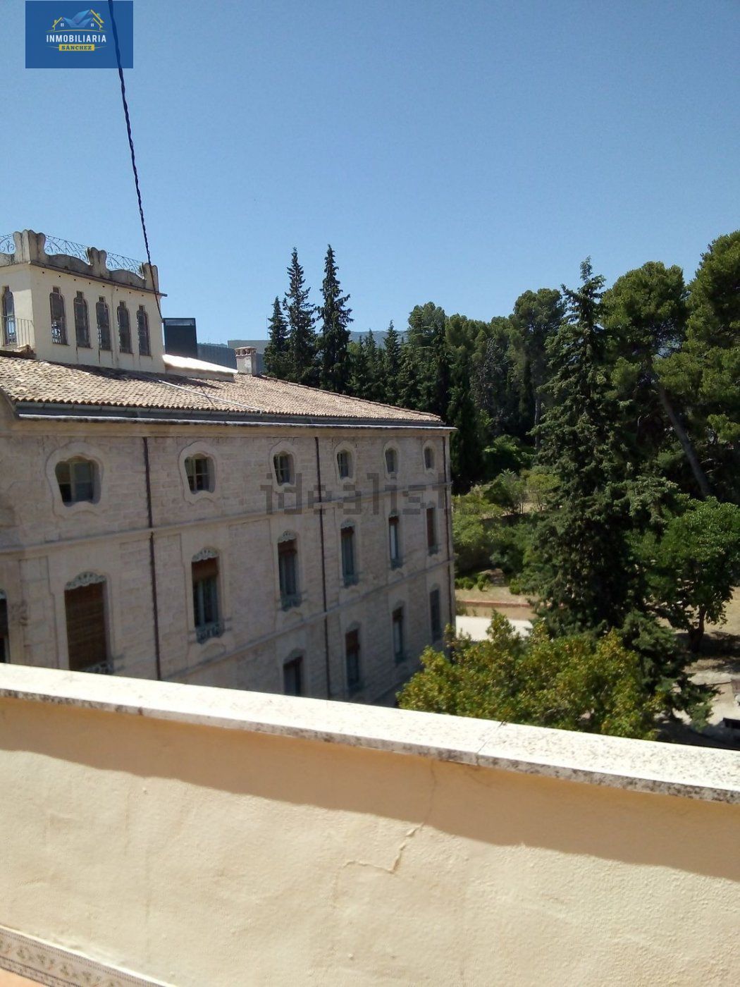 Vista exterior de Àtic en venda en Alcoy / Alcoi amb Aire condicionat, Terrassa i Traster