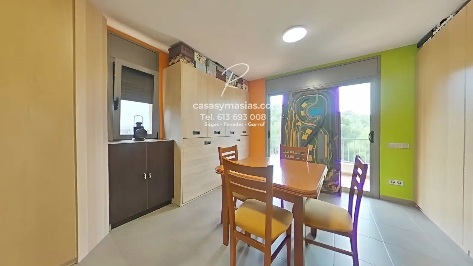 Cuina de Casa o xalet en venda en Sant Pere de Ribes amb Aire condicionat, Calefacció i Jardí privat
