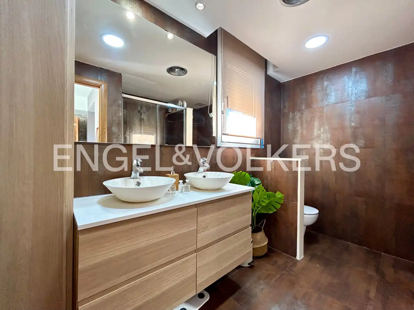Bathroom of Detached homes for sale in Mont-roig del Camp  with Air Conditioner, Heating and Private garden