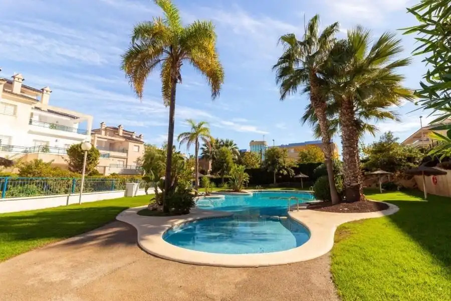Piscina de Apartament en venda en Pueblo Latino