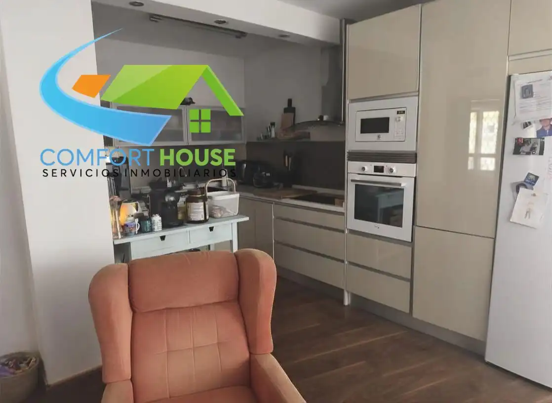 Piso con terraza en venta en Calle MORERIA BAJA, imagen 2