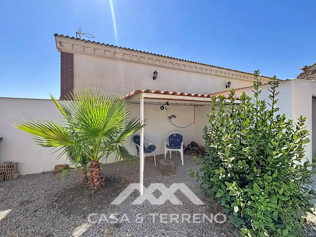 Detached house with garden for sale in Arroyo Arroyo Del Buho (Almayate), imagen 34