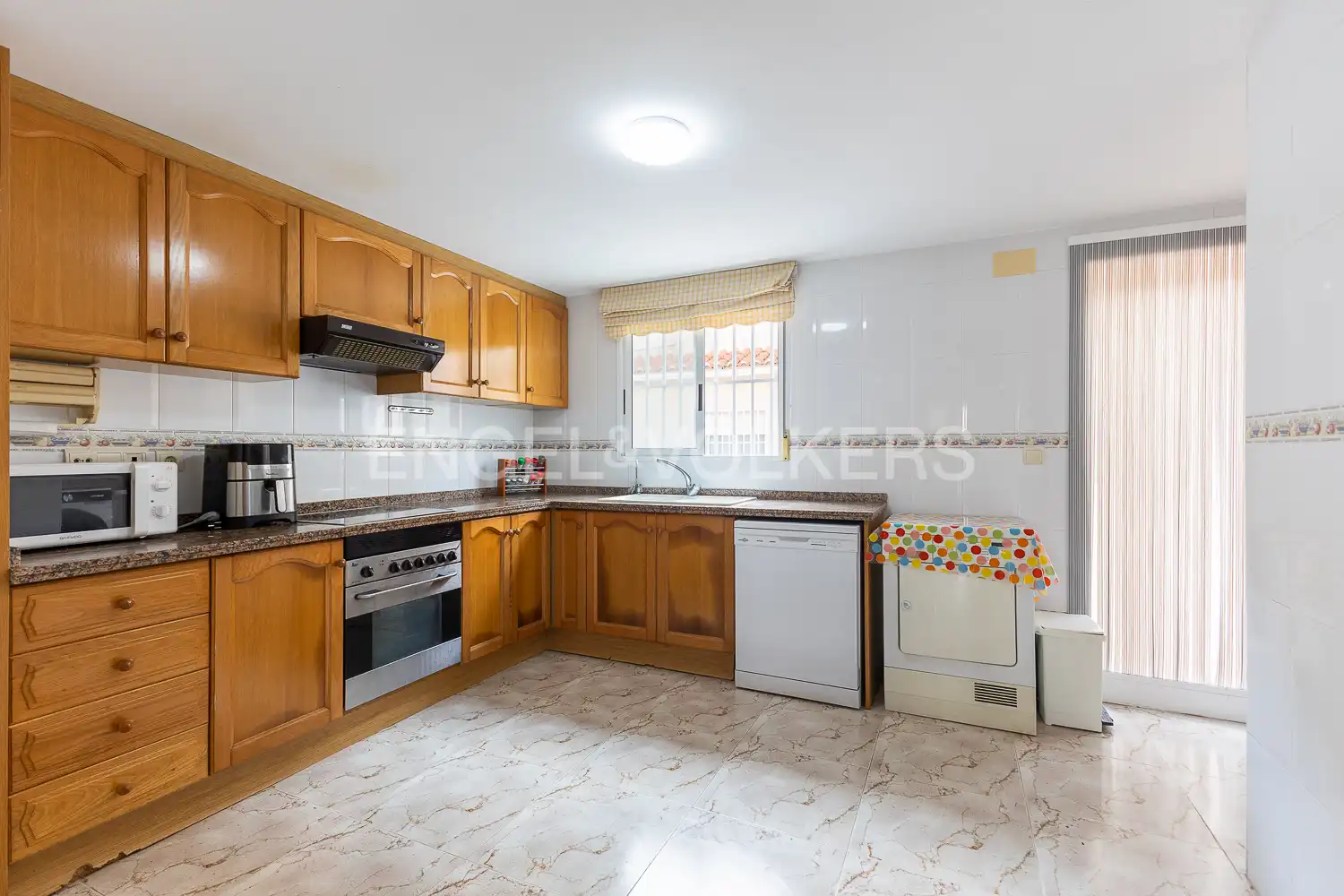 Kitchen of Houses for sale in Sueca  with Air Conditioner, Heating and Private garden