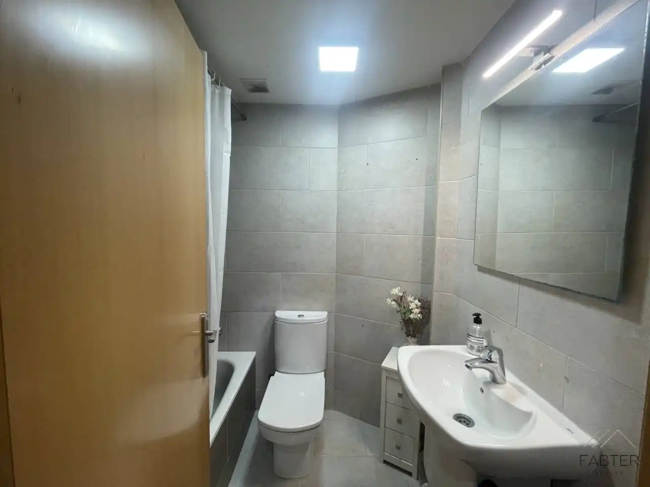Bany de Apartament en venda en Sant Feliu de Codines amb Aire condicionat, Calefacció i Traster