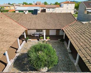 Außenansicht von Country house zum verkauf in Camporrobles mit Terrasse